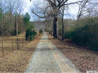 80 Lambert Cir, Blountsville, AL 35031