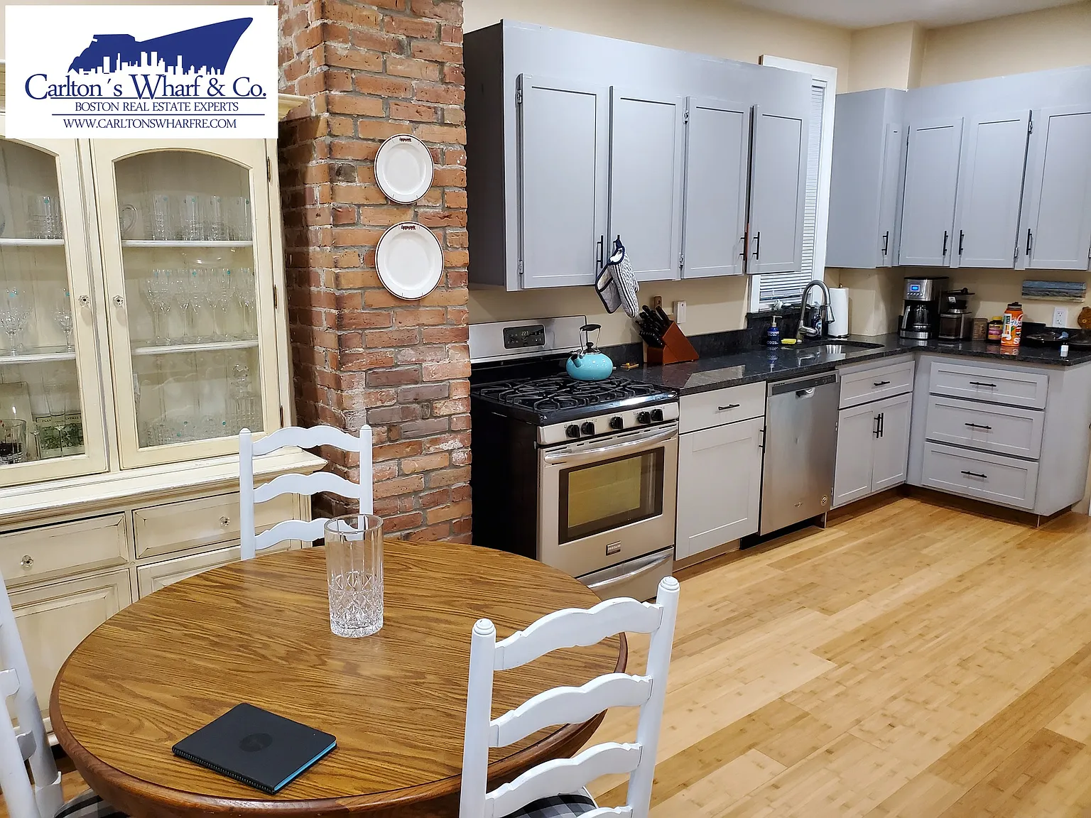 2 bed, 1.0 bath, 971 sqft, $2,800 — Photo 2