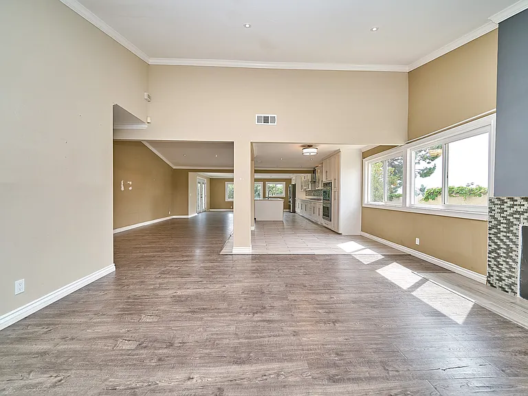 2660 Conata St — Photo 40