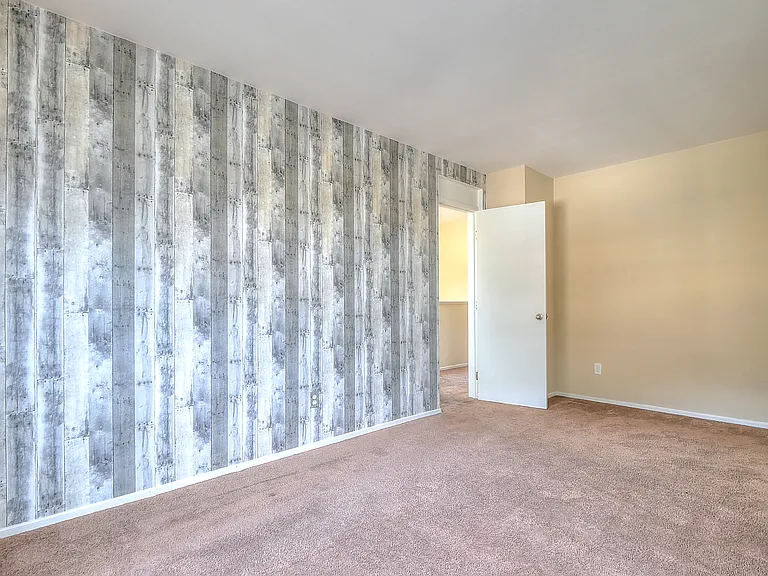 34212 Woodmont — Photo 42