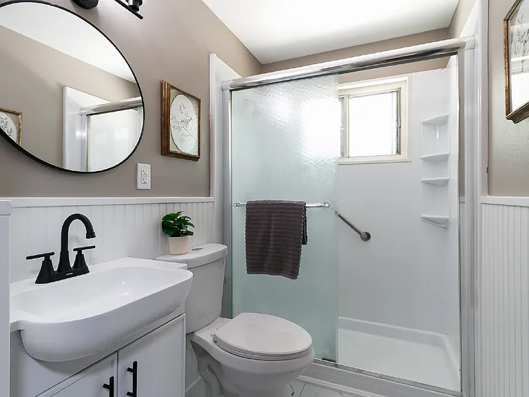 5685 Parchester Dr — Photo 19