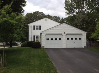 45 Lebaron Dr, East Greenwich, RI 02818