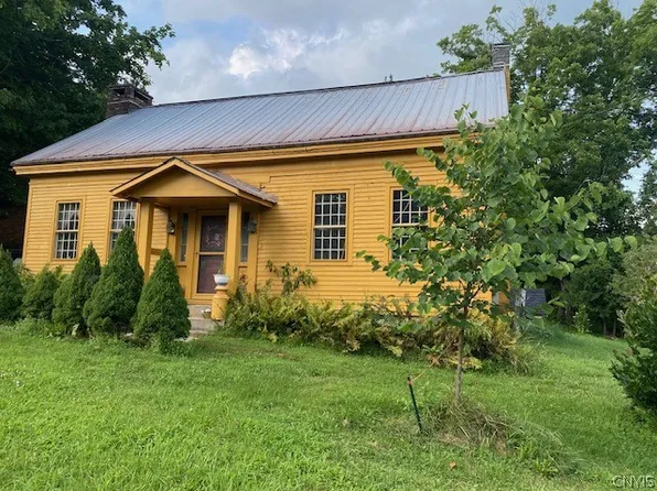 9454 State Route 28, Poland, NY 13431