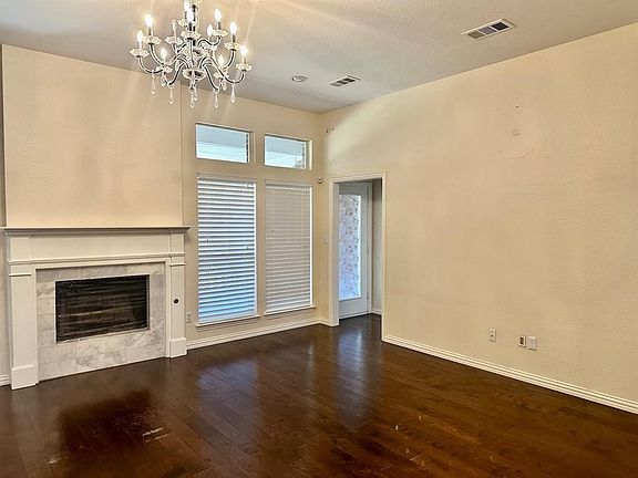 2nd image of 5205 Pineglen Ct