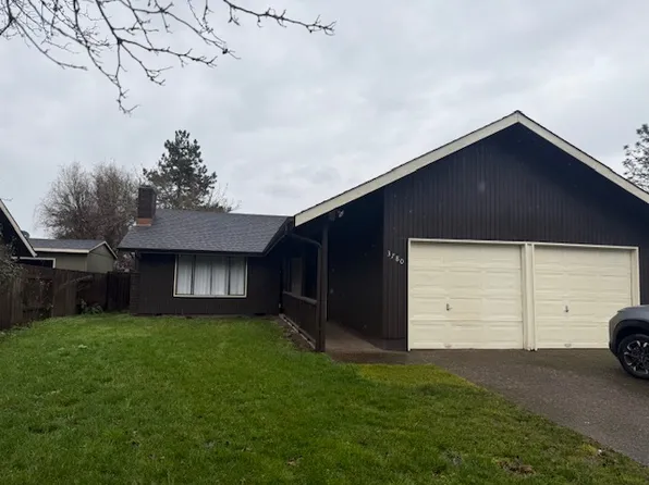 3780 Peppertree Dr, Eugene, OR 97402