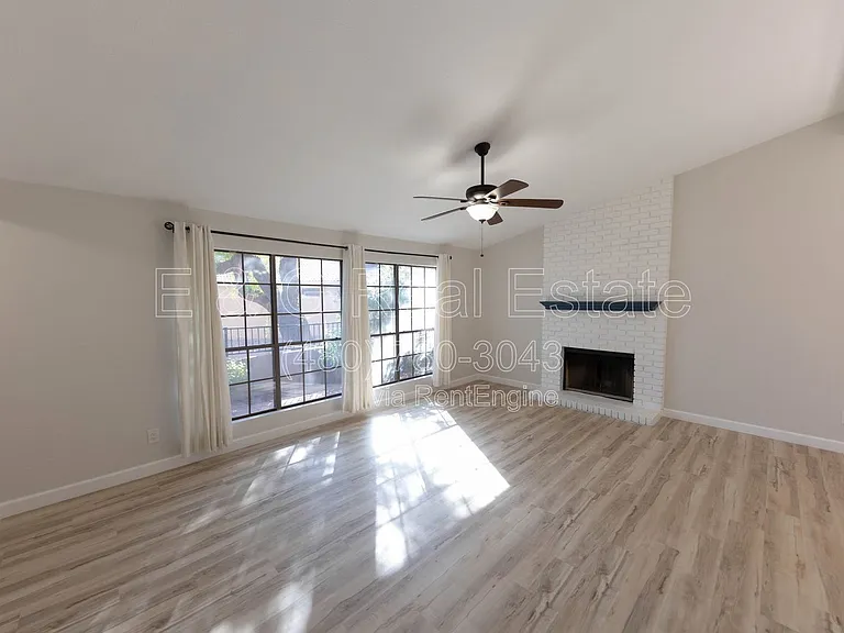 4283 E Agave Rd — Photo 4