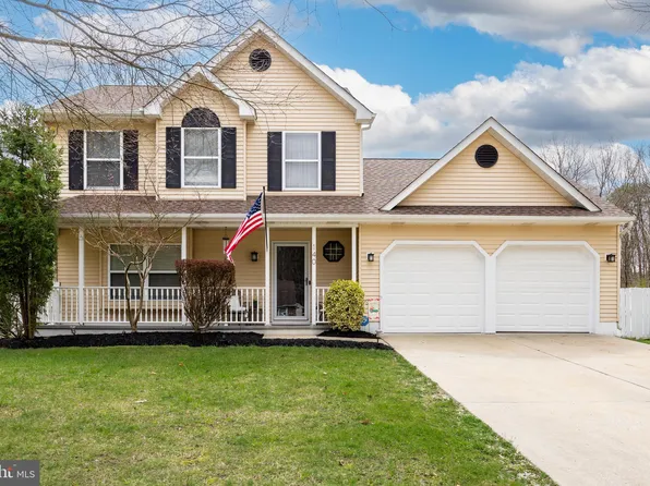 140 Ebbetts Dr, Atco, NJ 08004