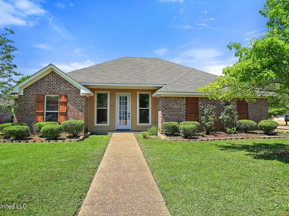 162 Harvey Cir, Canton, MS 39046