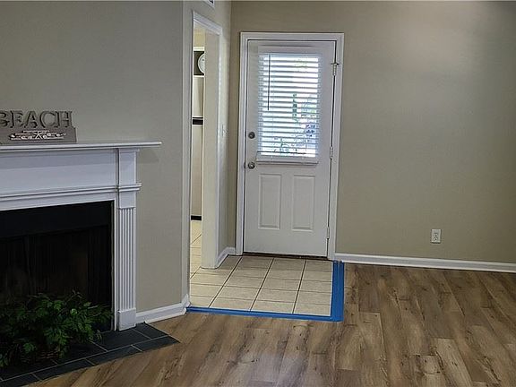3rd image of 703 E Island Square Dr