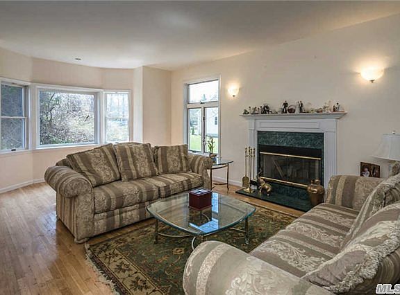 4th image of 18 Moss Creek Ln