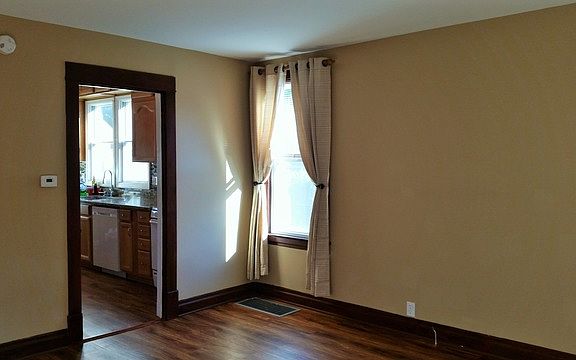3rd image of 35 N 11th St #1