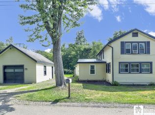 2754 Denslow Ave, Jamestown, NY 14701