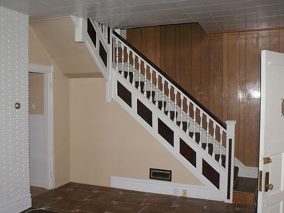 4th image of 2646 Terrace Ln