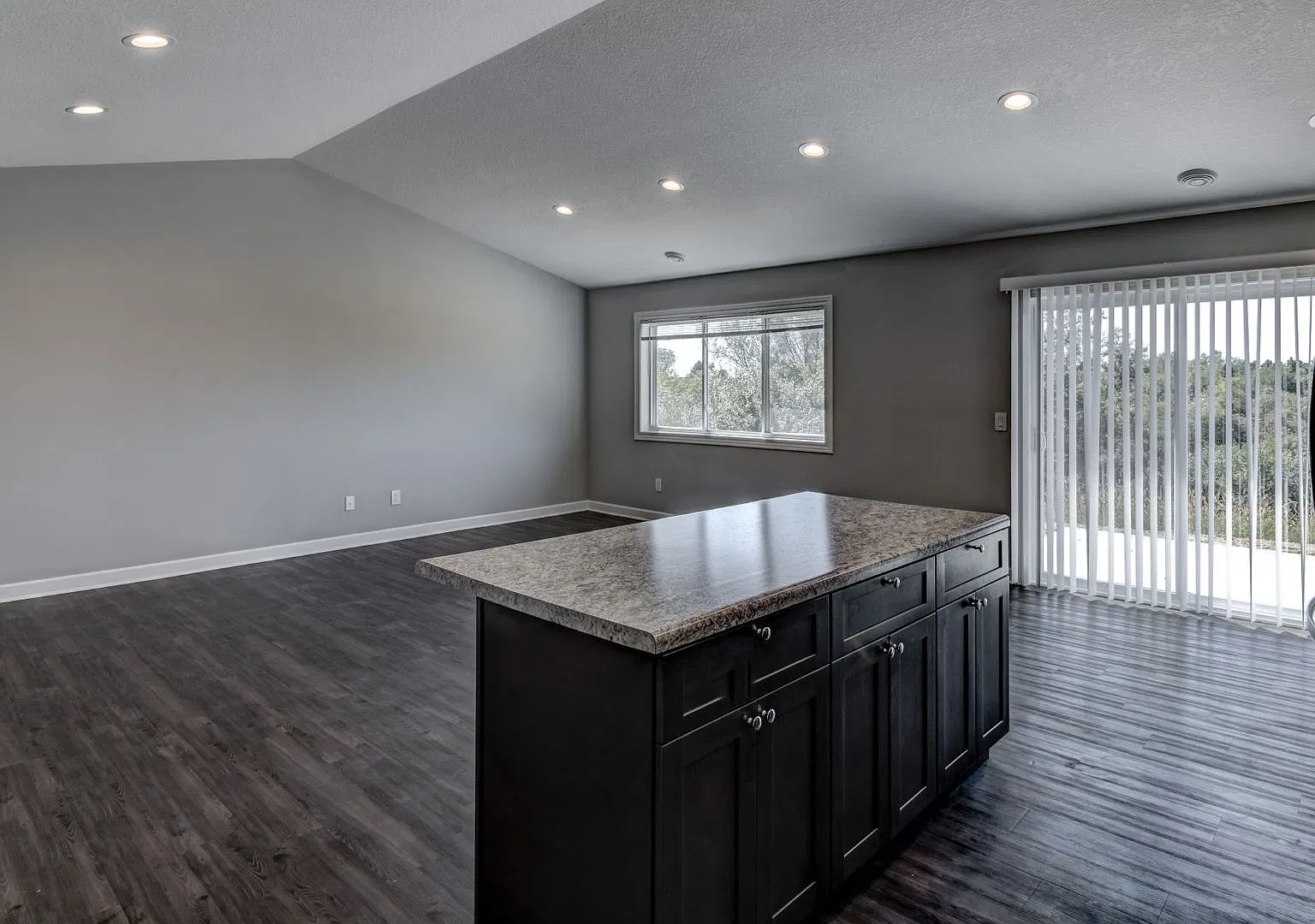 3 Bedroom Town Home — Photo 4