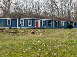 3 Hansom Dr, Merrimack, NH 03054