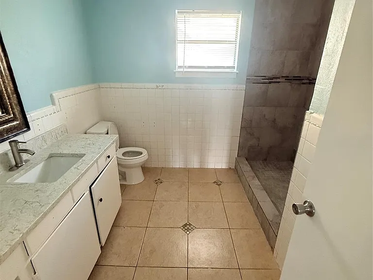 5107 Avenue Q — Photo 15