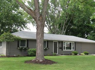 107 S Dewey St, Auburn, IN 46706