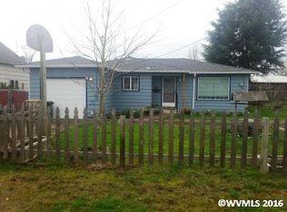 130 Russell Dr, Lebanon, OR 97355
