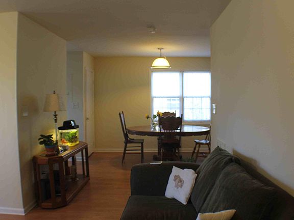 living room to the dinning area