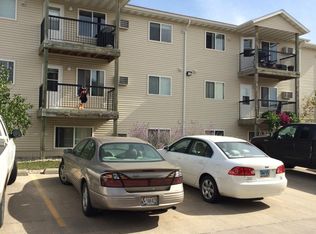 2306 30th Ave S, Fargo, ND 58103