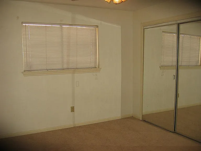 25407 Tuckahoe Ln — Photo 16