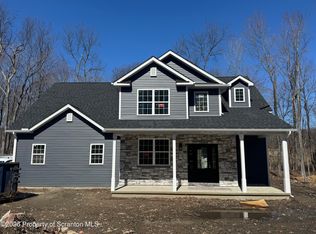1139 Jamie Dr, Archbald, PA