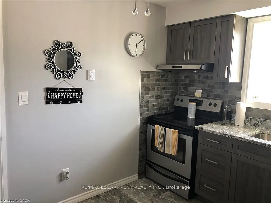 2 bed, $1,700 — Photo 4