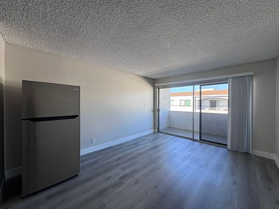 2nd image of 425 Coronado Ave APT 307