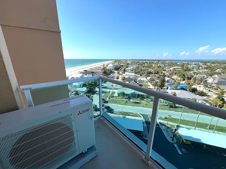 880 Mandalay Ave #802 — Photo 9
