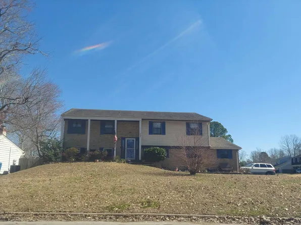 533 Woodlake Rd, Virginia Beach, VA 23452