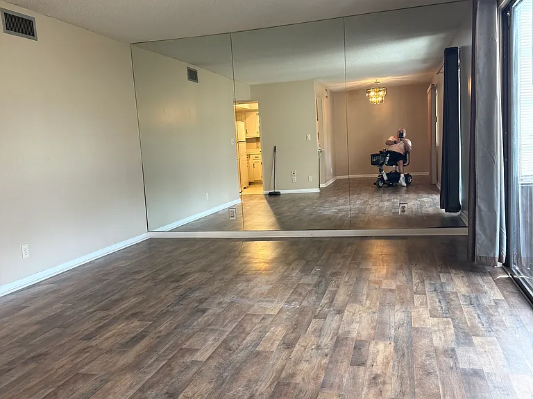 681 Midway Dr #A — Photo 10
