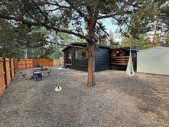 4th image of 19950 Driftwood Ln Unit 307