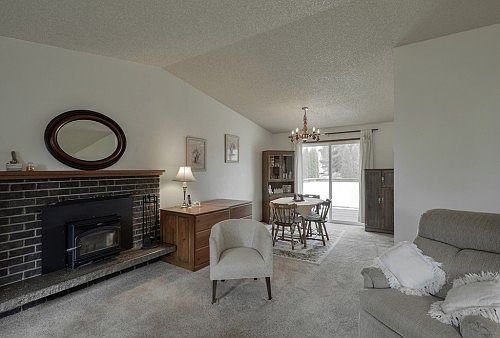 3rd image of 919 188th Street Ct E