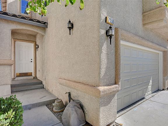 3rd image of 7138 Shimmering Ave
