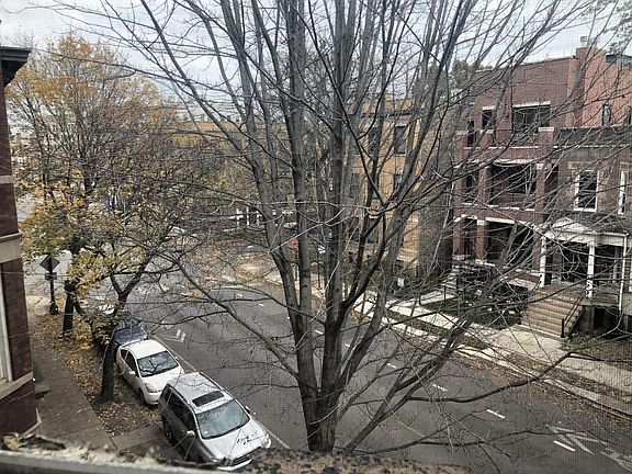 2nd image of 3848 N Damen Ave #3