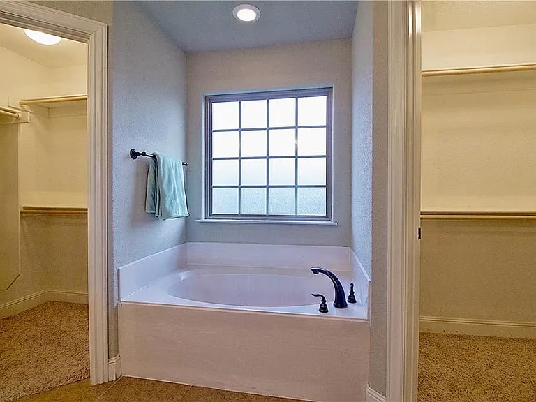 3007 SW Waterleaf Ave — Photo 10