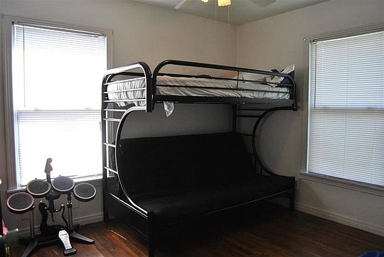 5th image of 2317 Sunnydell Ave