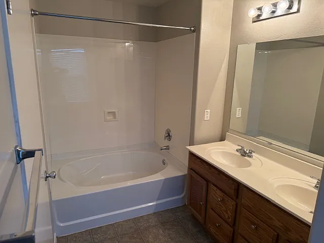 17106 N 184th Ln — Photo 16