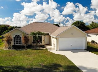 3273 SE West Snow Rd, Port Saint Lucie, FL 34984