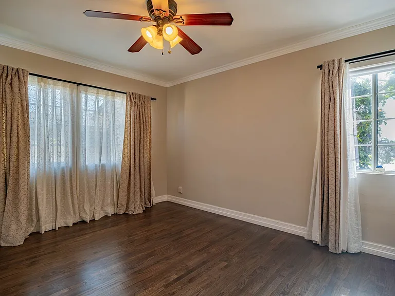 8538 Remick Ave — Photo 19