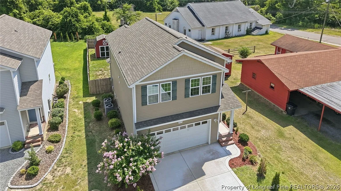 3 bed, 2.5 bath, 1546 sqft, $1,900 — Photo 4