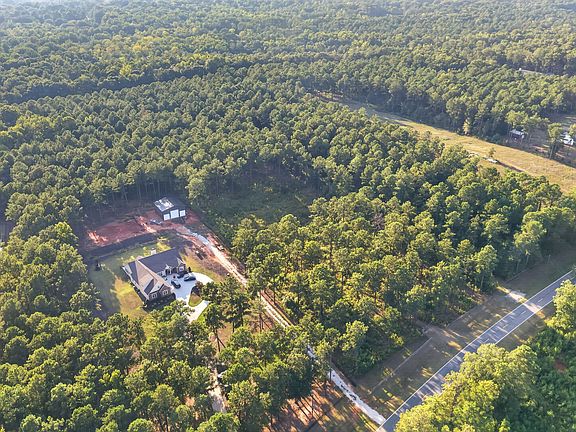 4th image of 1459 N Walkers Mill Rd