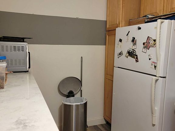 3rd image of 236 George St APT B