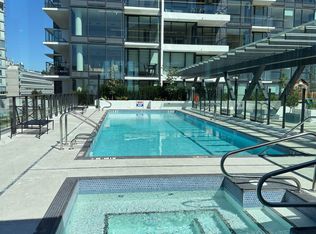 135 E 13th St #607, North Vancouver, BC V7L 2L8