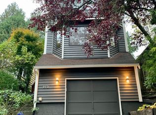 9721 20th Ave NE, Seattle, WA 98115