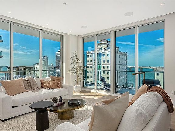 4th image of 253 Golden Gate Point #701