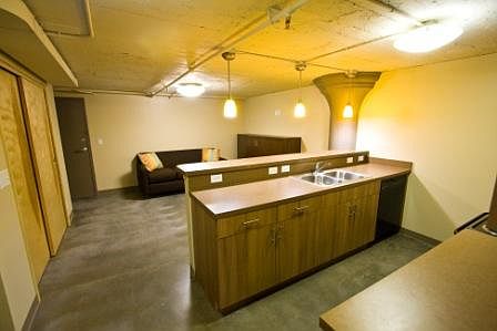 Kitchen looking to living ro