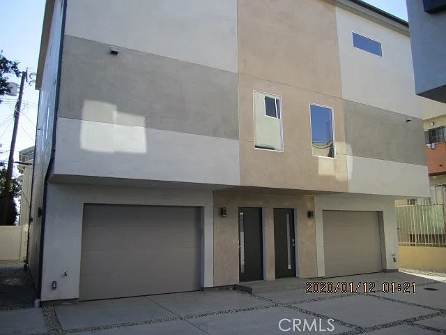 3 bed, 1357 sqft, $3,495 — Photo 3