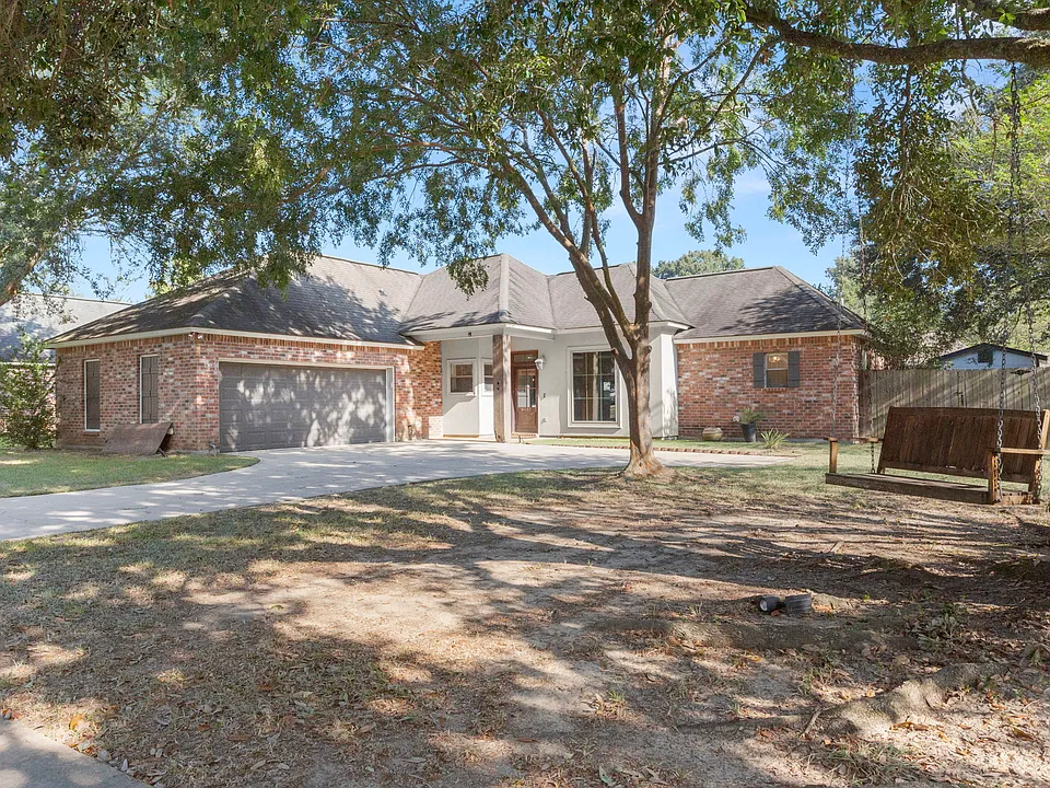 9451 Worthington Lake Ave