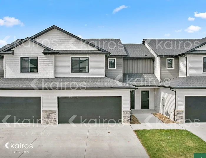 6929 Holly Ct